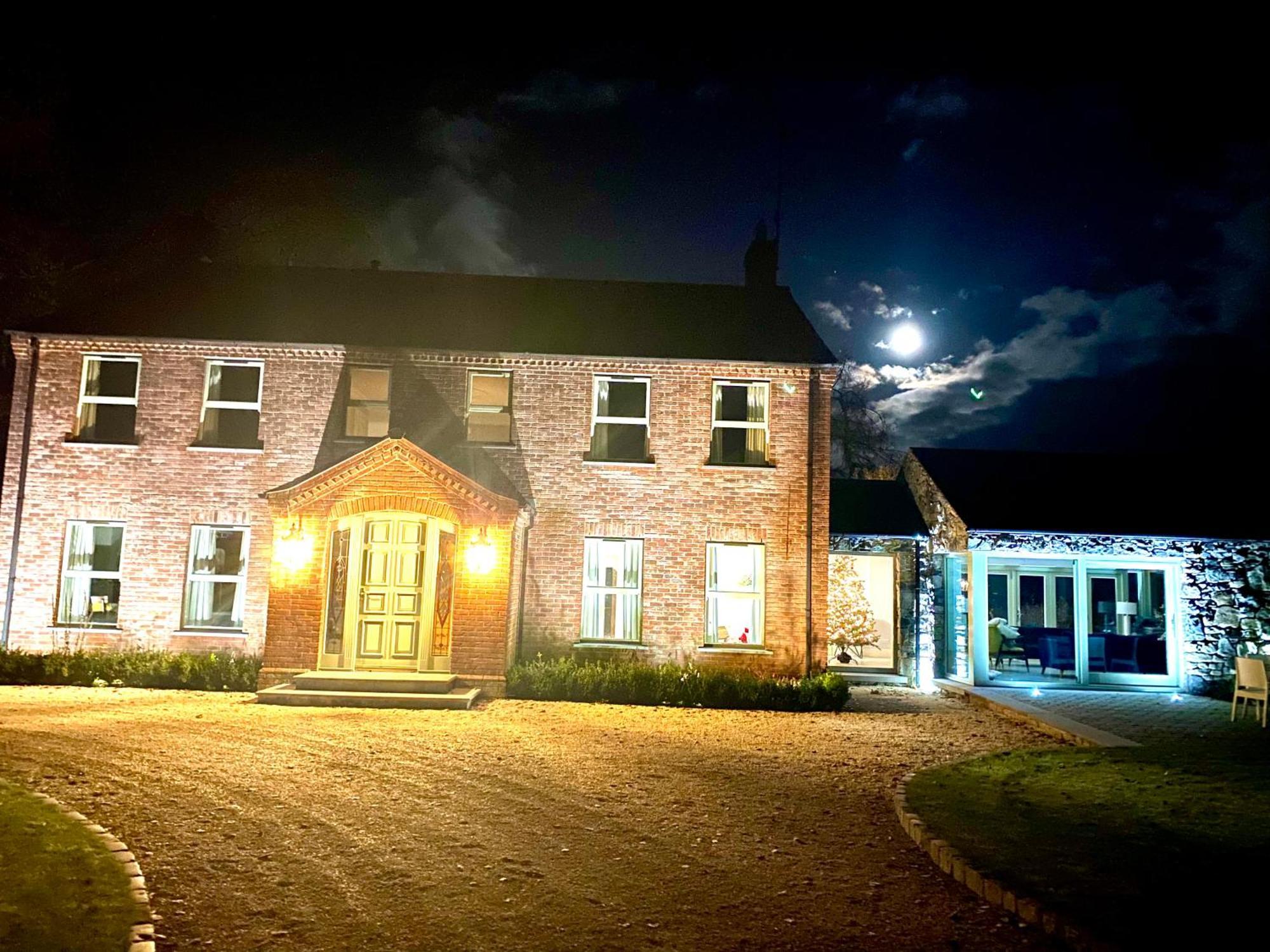 Ballyheifer House - A Beautiful 5 Bedroom Home. マラフェルト エクステリア 写真